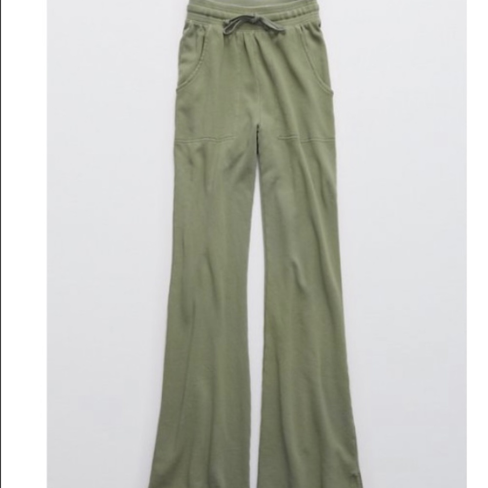 Aerie Kick it Real Obsessed Flare Joggers